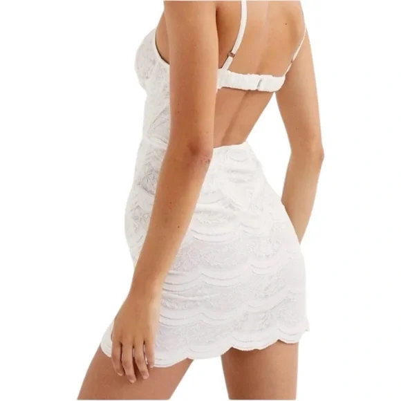 For Love and Lemons Mimi Mini White Lace Dress Size Medium NWT - Picture 3 of 9